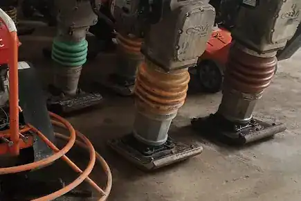 Aluguel de compactador de percussão (sapo) em Camaragibe