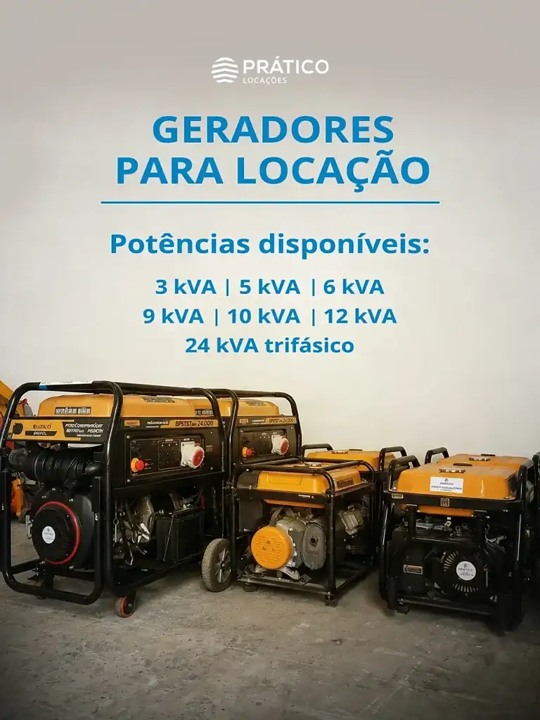 Linha de geradores a gasolina de 3 a 24 kVA para locação no galpão da Prático Locações em Recife