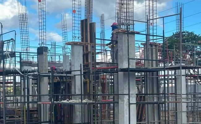 Fim da escala 6x1 na obra: como manter o cronograma com 42 e 40 horas